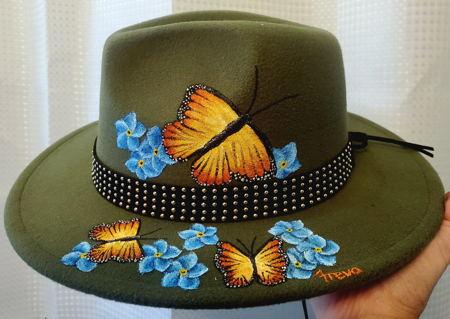 Olive butterfly hat