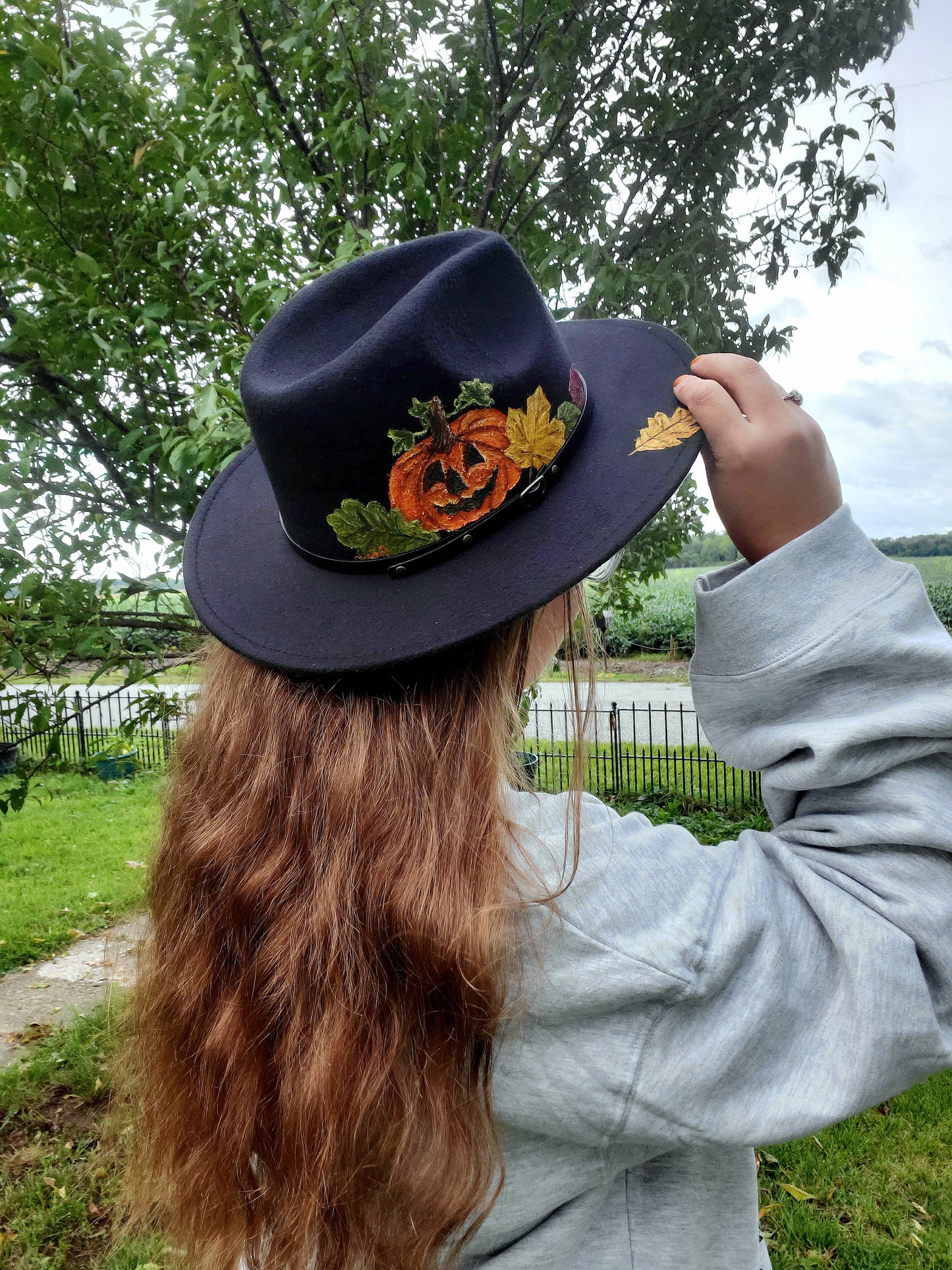 Black jack o lantern hat